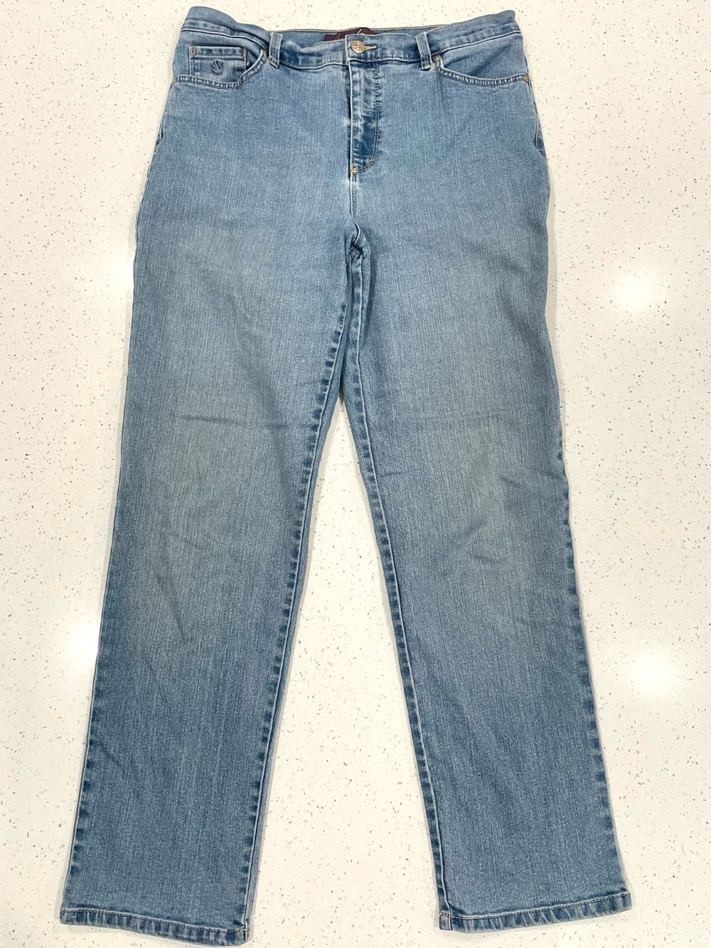 Gloria Vanderbilt Light Blue Straight Leg Jeans
